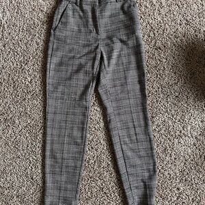 H&M Gray Plaid Skinny Ankle Pants